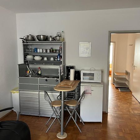 Apartmenthaus Zentrum Komfort Apartments Mit Minikuchen Verschiedener Grossen Kassel Esterno foto
