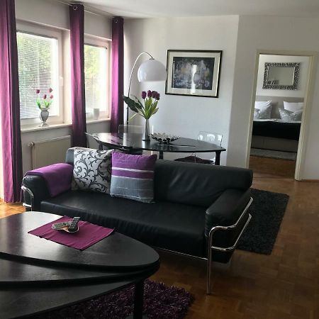 Apartmenthaus Zentrum Komfort Apartments Mit Minikuchen Verschiedener Grossen Kassel Esterno foto