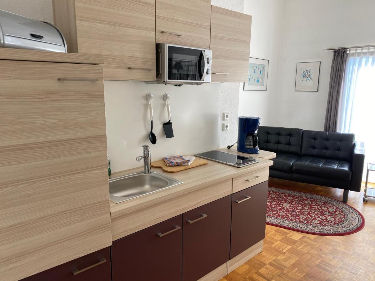 Apartmenthaus Zentrum Komfort Apartments Mit Minikuchen Verschiedener Grossen Kassel Esterno foto