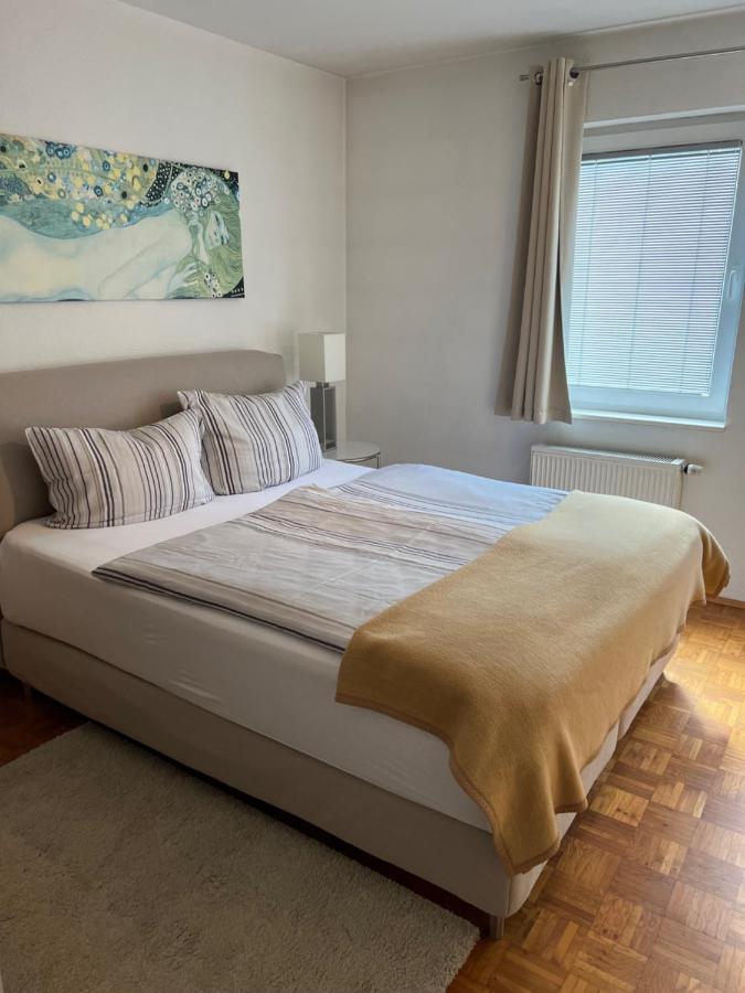 Apartmenthaus Zentrum Komfort Apartments Mit Minikuchen Verschiedener Grossen Kassel Esterno foto