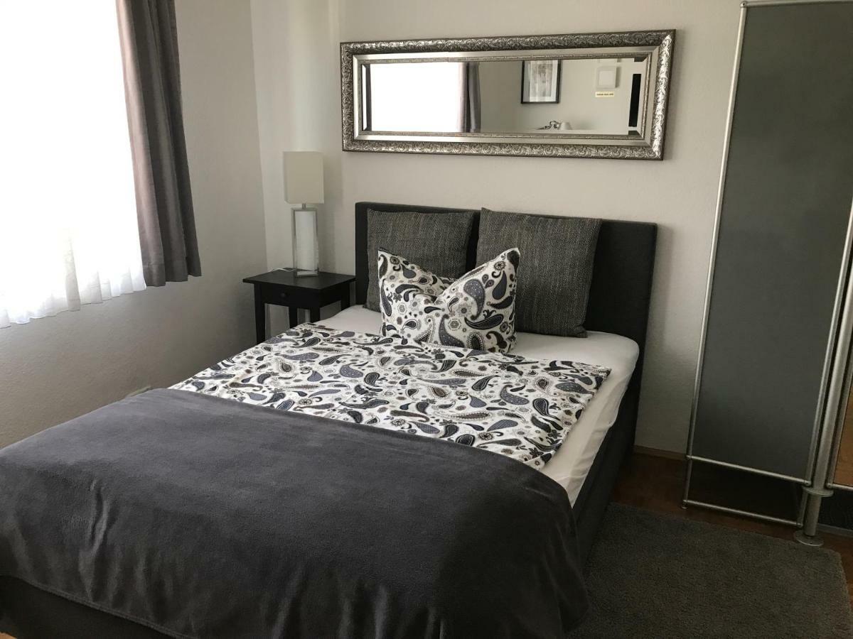 Apartmenthaus Zentrum Komfort Apartments Mit Minikuchen Verschiedener Grossen Kassel Esterno foto