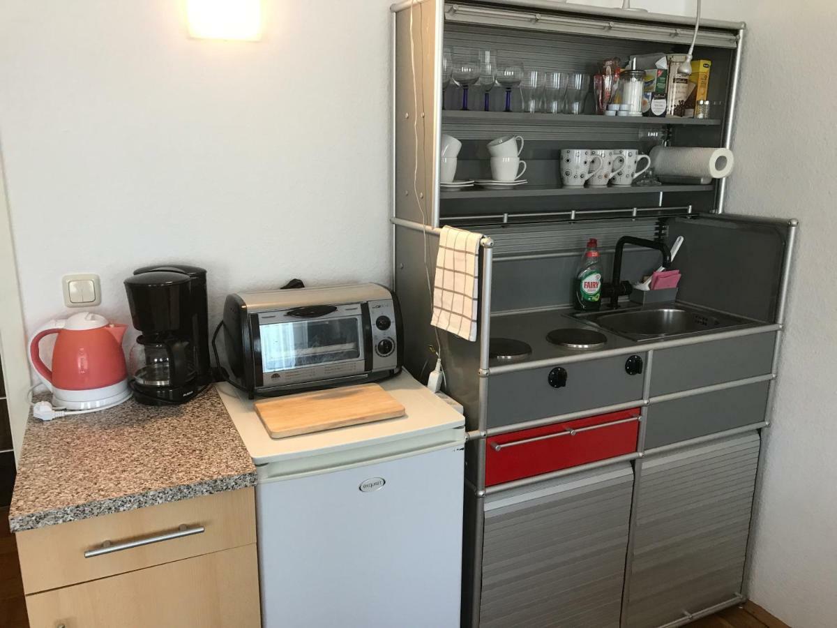 Apartmenthaus Zentrum Komfort Apartments Mit Minikuchen Verschiedener Grossen Kassel Esterno foto