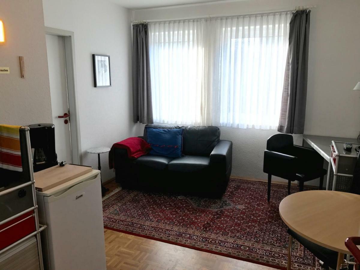 Apartmenthaus Zentrum Komfort Apartments Mit Minikuchen Verschiedener Grossen Kassel Esterno foto