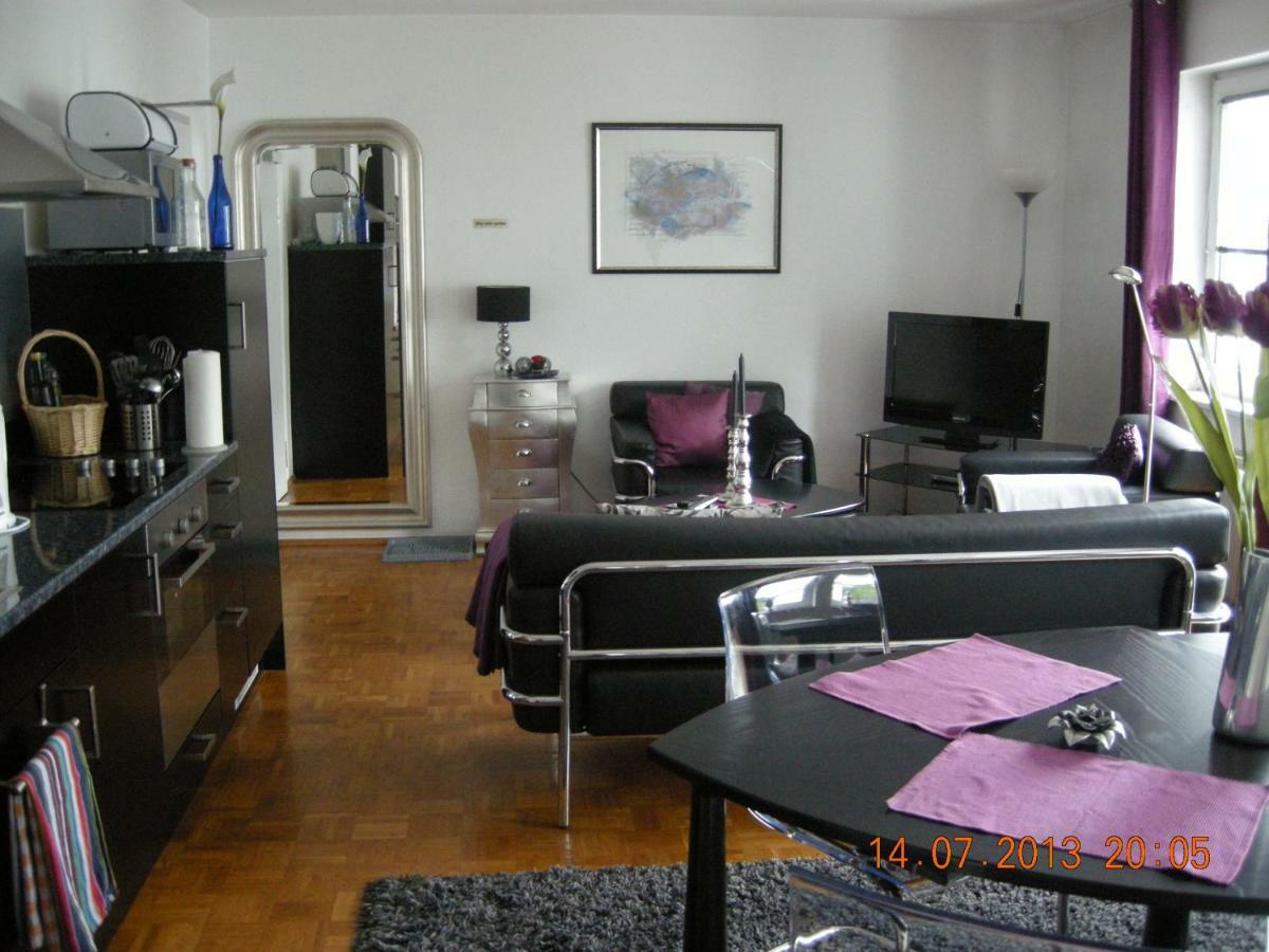 Apartmenthaus Zentrum Komfort Apartments Mit Minikuchen Verschiedener Grossen Kassel Esterno foto