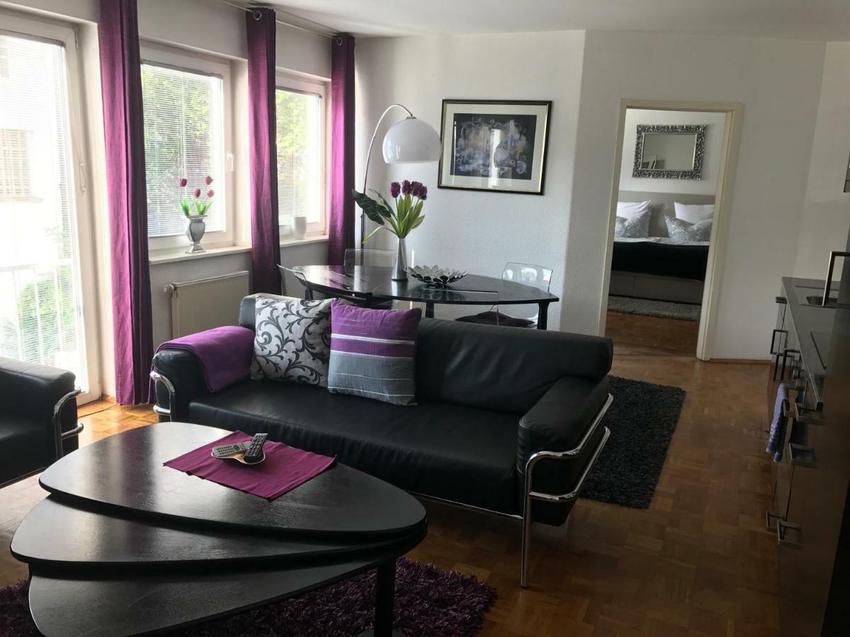 Apartmenthaus Zentrum Komfort Apartments Mit Minikuchen Verschiedener Grossen Kassel Esterno foto
